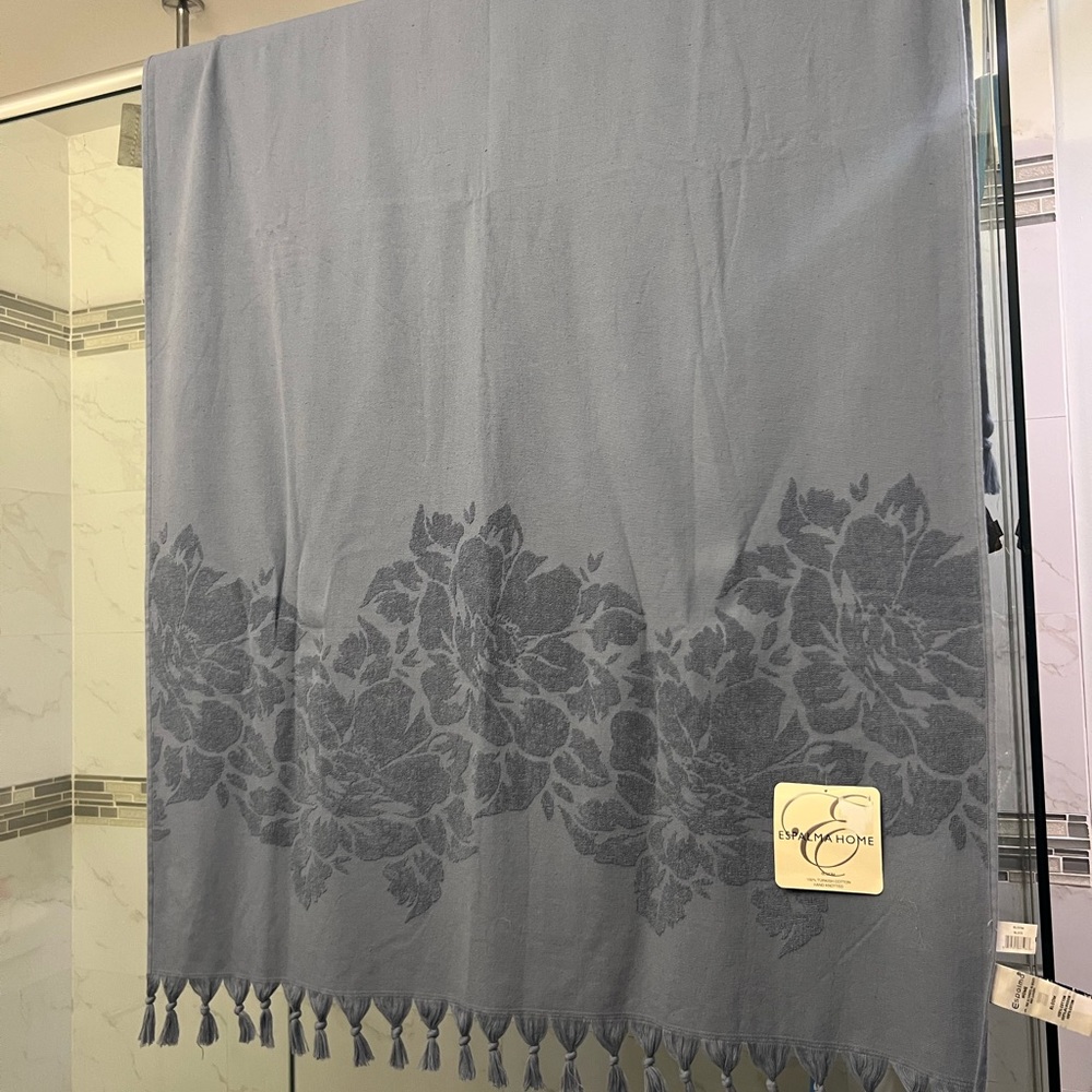Bloom Turkish Delight Hand knotted 100% Cotton Bath or Beach Towel